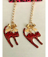 Betsey Johnson Gold Alloy Red Enamel Arched Back Cat Crystal Bow Dangle ... - $9.67 CAD