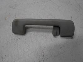 GM EQUINOX SILVERADO REAR RIGHT SIDE UPPER ROOF GRAB GRIP HANDLE OEM - $19.99