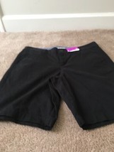  Merona Women&#39;s Black Casual Shorts Zip &amp; Button Pockets 9&quot; Size 8 - $26.19