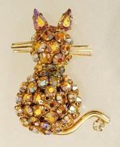 Vintage Costume Jewelry WARNER Gold Tone AB Rhinestone Kitty Cat Brooch Pin - £27.68 GBP