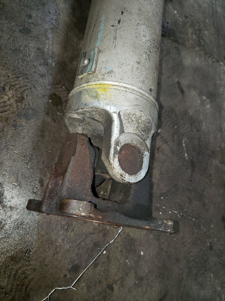 Rear Drive Shaft 2WD 3.7L Fits 05-10 GRAND CHEROKEE 1346256 Item image 5