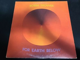 Robin Trower, For Earth Below Vinyl Very Good+ 1st Press Chrysalis CHR-1073 &#39;75 - £12.98 GBP