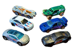 Hot Wheels Diecast Cars Lot of 6 Variety of Loose Toy Vehicles 1/64 Scale - $5.84