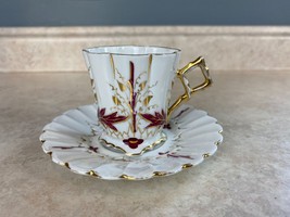 Vintage Demitasse Blood Red Leaf Floral Design Gold Trimmed Teacup And S... - £11.16 GBP