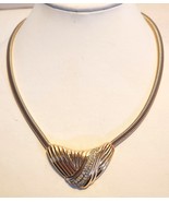 TRIFARI Choker Necklace Gold Tone Omega Chain Crystal Rhinestones 18&quot; Long - £59.22 GBP