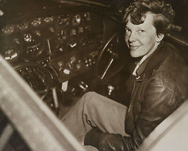 Aviator Amelia Earhart in the cockpit of her Lockheed Electra plane Photo Print - £7.06 GBP+