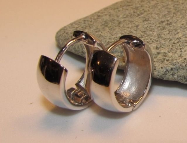 .925 Sterling Silver Small Hoop Huggie Earrings