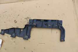 2006-2008 E90 BMW 325i 328i 330i REAR BUMPER LOWER GUIDE R686 image 8