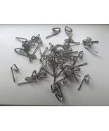 50 Metal Curtain Hooks. Ideal for Tape Headed Curtains - $94.95 MXN