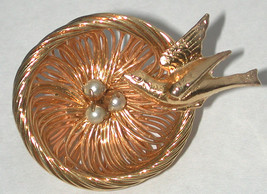 Vintage gold-tone Cute Bird on Nest with Eggs Pin/Brooch  - $13.00