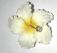 Vintage plastic tropical Flower Pin/Brooch made in Germany white/yellow German - £12.77 GBP