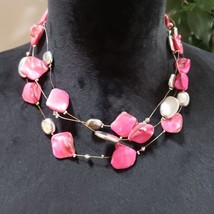 Women Fashion Triple Strand Pink Abalone Shell Beaded Choker Necklace w/ Lobster - £20.24 GBP