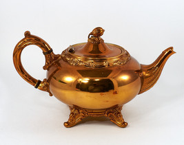 English Silver Mfg Corp FMMR Teapot 778F Ornate Footed Cooper Color Silverplate - £54.27 GBP