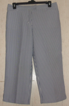 Excellent Womens Sag Harbor Blue &amp; White Stripe Seersucker Capri Pant Size 12 - £19.82 GBP