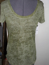 KIRRA WOMEN&#39;S/ JRS GREEN SUPER SHEAR BASIC TEE T SHIRT SCOOP NECK NEW $24 - $9.99