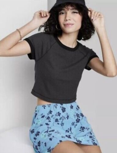 Women&#39;s Short Sleeve T-Shirt Wild Fable Size S Black Ribbed Cropped Hema... - $6.83