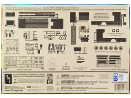 Skill 3 Model Kit Ford LN 8000 Race Car Hauler Louisville Line 1/25 Scale Model  - $79.19