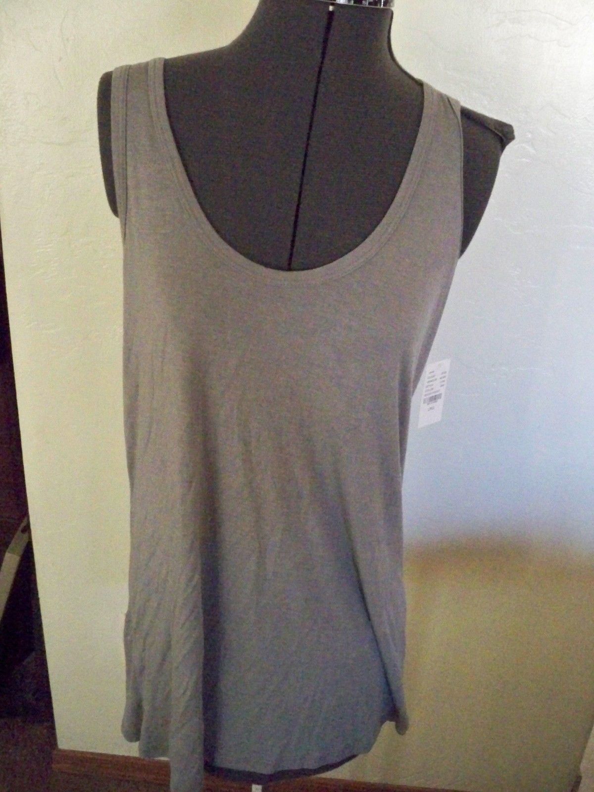 WOMEN&#39;S/JRS LILU RACERBACK TANK TOP SOLID FROST GREY GRAY  NEW $16 - $12.99