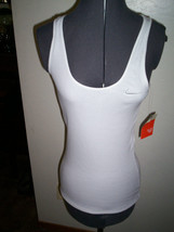 Women&#39;s Nike Stretchy Ribbed Racerback White Tank Top Silver Swoosh New $28 101 - £14.13 GBP