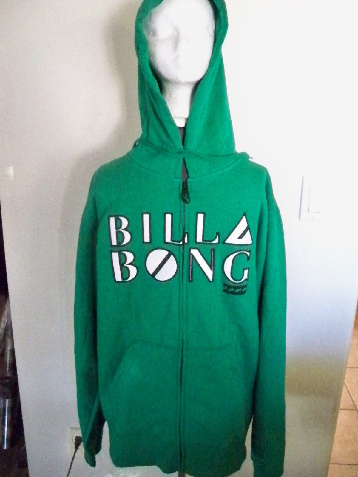 MEN'S BILLABONG ZIP-UP HOODIE GREEN W/ WHITE AND BLACK LOGO ON CHEST NEW $60 - £36.96 GBP