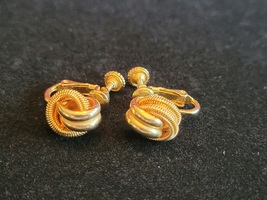 Vintage knot design earrings - £9.38 GBP