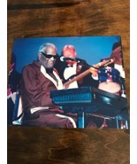 Vintage Ray Charles 8x10 Glossy Photo Playing Piano While Singing - $153.65 MXN