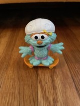 Sesame Street Rosita PVC Figurine Skateboard 2011, 3 Inch - £3.96 GBP