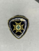 Ville de Gatineau Incendie Police Canada Quebec Hat Lapel Pin - $11.88
