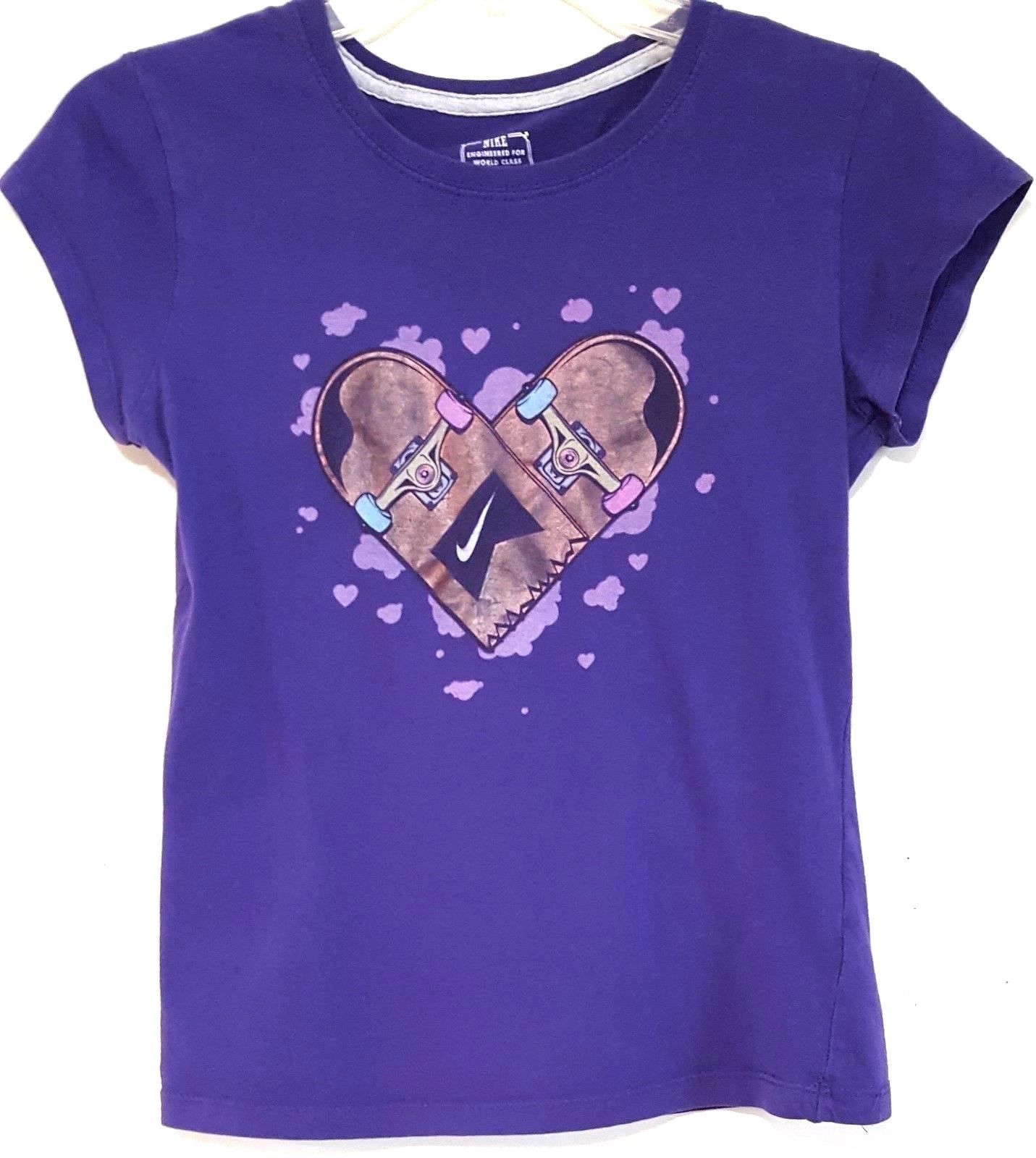 NIKE RN 81917 Girls Graphic Skateboard Heart Purple T-Shirt Size LARGE 12-13 YRS - $8.55