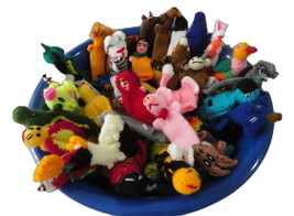 Lot 25 Peruvian Wool Finger Puppets Toys Handmade Collectable New Art Peru - £19.93 GBP