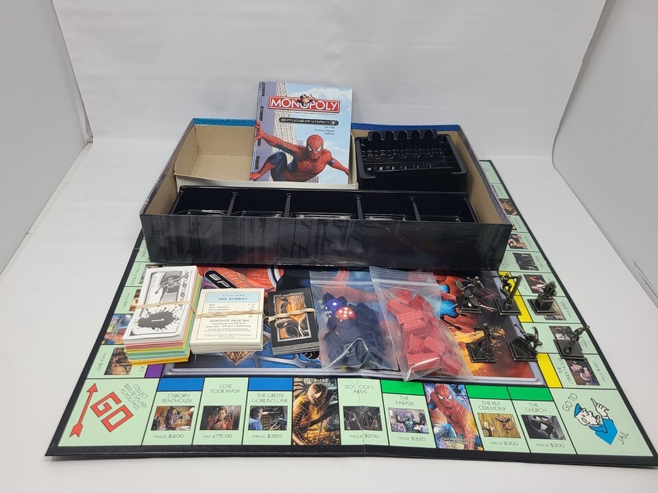 2007 Spiderman  Monopoly Parker Brothers Marvel Board Game 100% Complete Game Item image 4