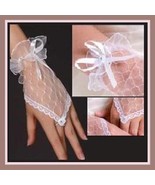 White Fingerless Lace Short Bridal Gloves w/ Wrist Ribbon Ties - £27.13 GBP