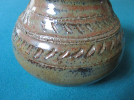 Clay Pottery Vase Unidentified Hg Mark 6 X 5&quot; [pott1] - £27.37 GBP