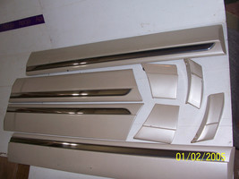 1998 2000 CONTINENTAL TRIM MOLDING DOOR FENDER LEFT RIGHT 8 Pc Used OEM ... - £411.96 GBP