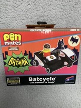 Pin Mates Batcycle with Batman and Robin Wooden Convention Exclusive  2020 - £13.76 GBP