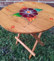 VTG Hand Painted Folding Wood Decorative Round 18&quot; D Side Table Floral Gorgeous - £159.23 GBP