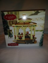 Kohl&#39;s St Nicholas Square Town Square Gazebo (retired) - £19.98 GBP