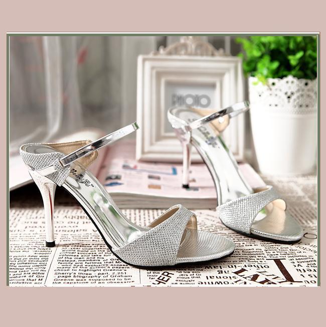 Primary image for Silver Open Toe Italian Ankle Strap Low Heel Stiletto Rhinestone Leather Sandals
