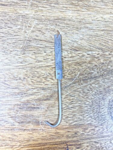 Gilbert Kitchen Clock Movement Pendulum Rod And Spring (See Pics To ID) (KD1608)