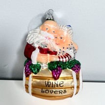 Kurt Adler Noble Gems Santa and Mrs. Claus Barrel Wine Lovers Christmas Ornament - £15.86 GBP