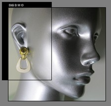 Vintage Signed Goldette Ram Head Goldtone And Enamel Clip Back Earrings - £51.94 GBP