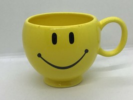 Telaflora Yellow Smiley Face Mug Happy Face Mug Cup EMOJI - £14.00 GBP