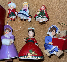 Hallmark Madame Alexander Lot Of 5 Christmas Ornaments &amp; FREE - £22.97 GBP