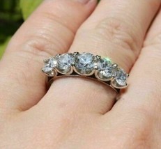 Wunderschöner runder Verlobungsring mit fünf Diamanten von 2,50 Karat,... - £192.44 GBP