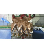 DICKENS VILLAGE WACKFORD SQUEERS BOARDING SCHOOL 8 X 7&quot; SHOWROOM MODEL - $86.88 CAD