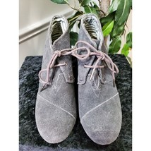 TOMS Kala Women&#39;s Gray Suede Leather Desert Wedge Ankle Booties Size 8.5 W - $34.65