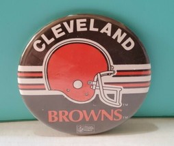 Vintage Cleveland Browns Helmet 1980s Button Pinback Pin Football 3.5&#39;&#39; Ohio - £14.57 GBP