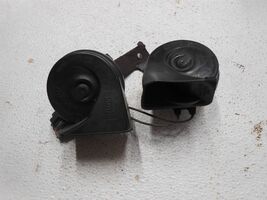 2012 Ford Explorer Horn with Backet - $39.99