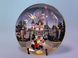 Bradford Exchange Disneyland 40th Anniversary Plate 7.5" - $19.99