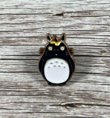 Primary image for Anime Studio Ghibli Inspired Japanese Anime My Neighbour Totoro Pin Enamel Badge